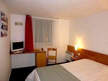 Hostellerie Des Enclos Guimiliau Buitenkant foto
